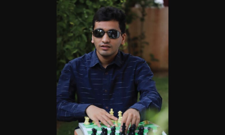 दर्पण ईनाणी