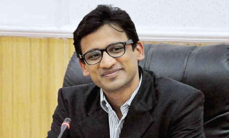 शैलेश नवाल