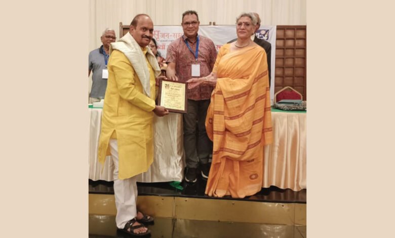 hariprakash rathi awarded